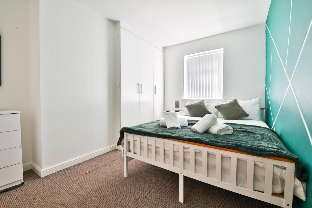 Modern 3-bed House In